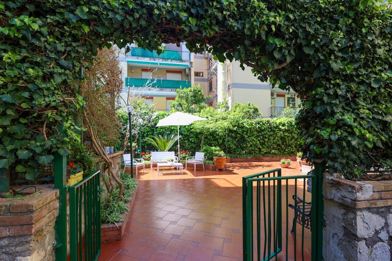 Garden House Giulia Lejlighed Sorrento Eksteriør billede